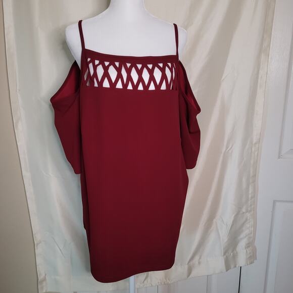 Shein Curve Red Open Shoulder Top - Size 3XL - Picture 1 of 12
